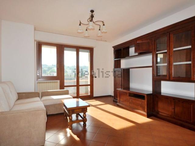 Appartamento in vendita di 90 m² in Via della Repubblica