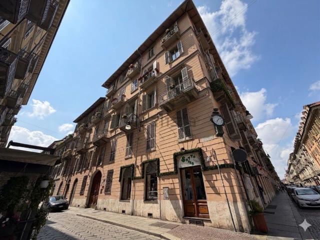 Appartamento in vendita di 90 m² in Via della Rocca, 28