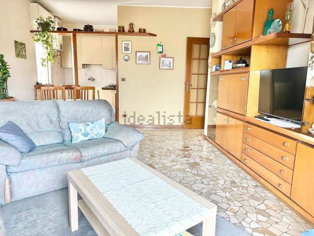 Appartamento in vendita di 90 m² in Via delle Cicale, 2