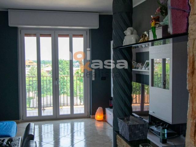 Appartamento in vendita di 90 m² in Via delle Cicale, 2
