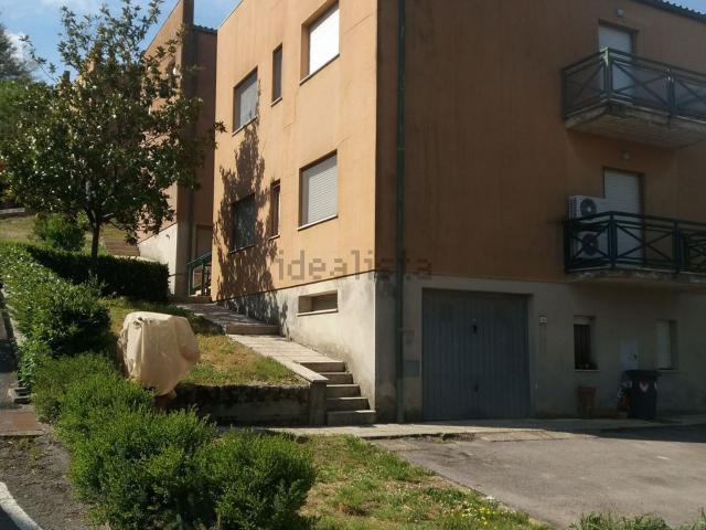 Appartamento in vendita di 90 m² in Via di Casina nova, 6