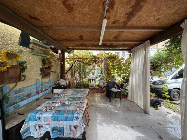 Appartamento in vendita di 90 m² in Via di Gello Est, 168