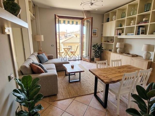 Appartamento in vendita di 90 m² in Via di Mezzogiorno