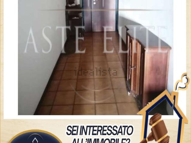 Appartamento in vendita di 90 m² in Via Domenico Corvi, 83