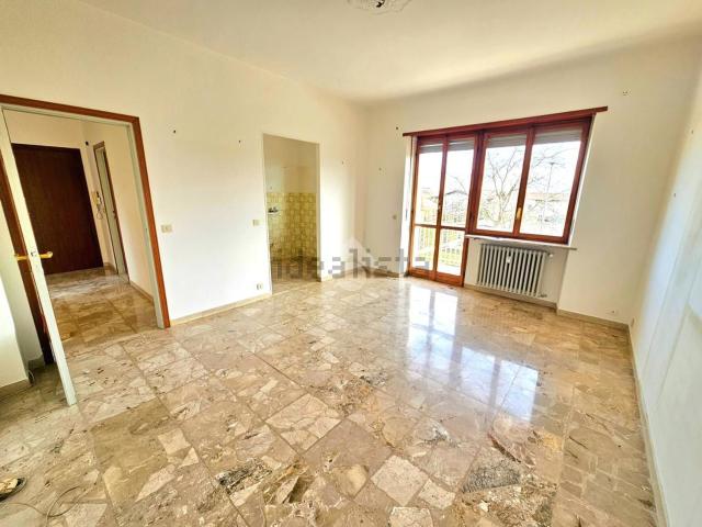 Appartamento in vendita di 90 m² in Via Dottor Milone, 13