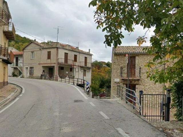 Appartamento in vendita di 90 m² in Via Ezio Vanoni
