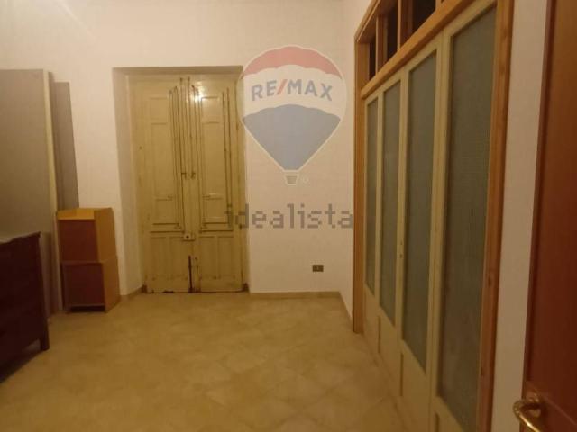 Appartamento in vendita di 90 m² in Via F. de Maria, 30