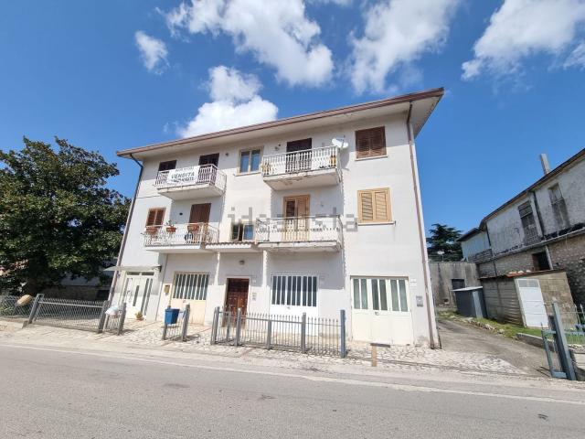 Appartamento in vendita di 90 m² in Via F. Di Benedetto, 26