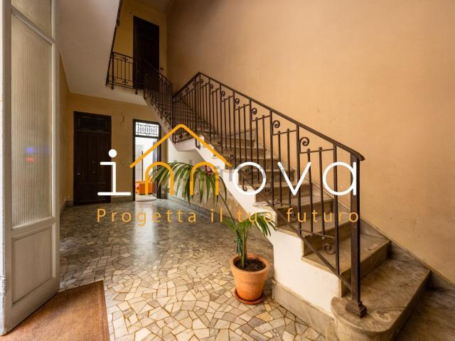 Appartamento in vendita di 90 m² in Via F. Petrarca, 36