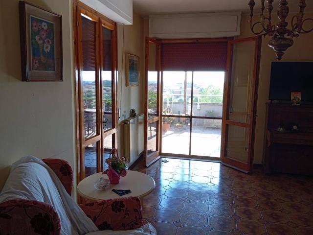 Appartamento in vendita di 90 m² in Via Falaschi