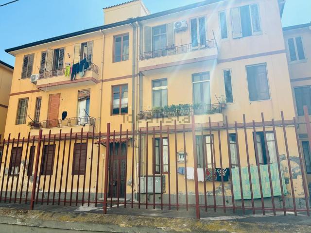 Appartamento in vendita di 90 m² in Via Fattorini