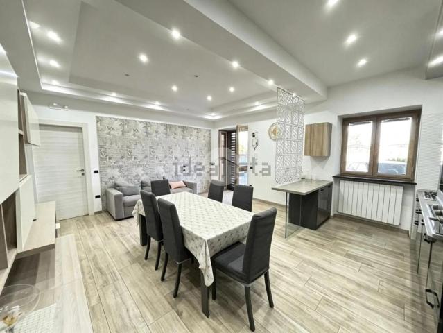 Appartamento in vendita di 90 m² in Via Federico II, 8
