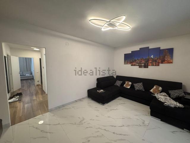Appartamento in vendita di 90 m² in Via Figlie della Croce