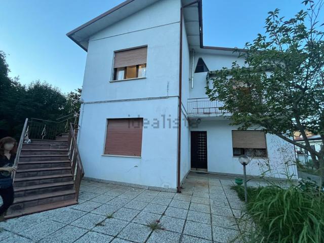 Appartamento in vendita di 90 m² in Via FORNASA