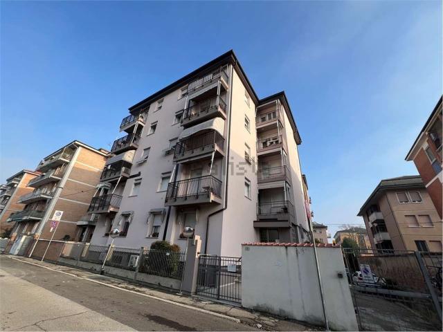 Appartamento in vendita di 90 m² in Via Fratelli Aventi, 18