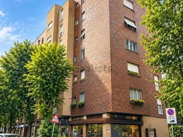 Appartamento in vendita di 90 m² in Via Fratelli Rosselli