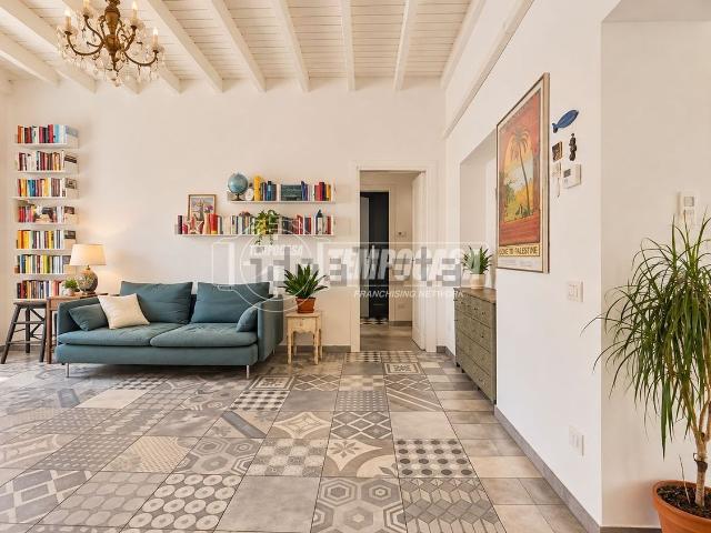 Appartamento in vendita di 90 m² in Via Francesco Baracca