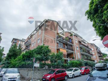 Appartamento in vendita di 90 m² in Via Francesco Pais Serra, 20