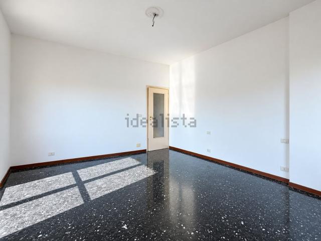 Appartamento in vendita di 90 m² in Via Francesco Petrarca