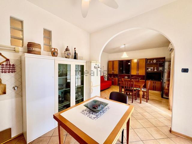 Appartamento in vendita di 90 m² in Via Francesco Petrarca
