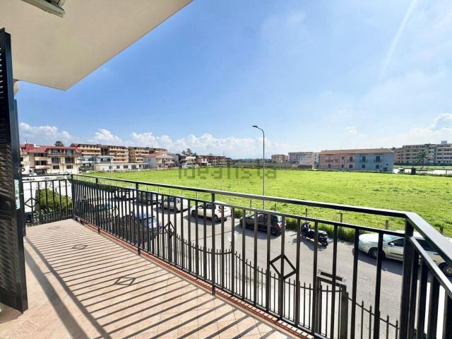 Appartamento in vendita di 90 m² in Via Francesco Pignatelli, 5