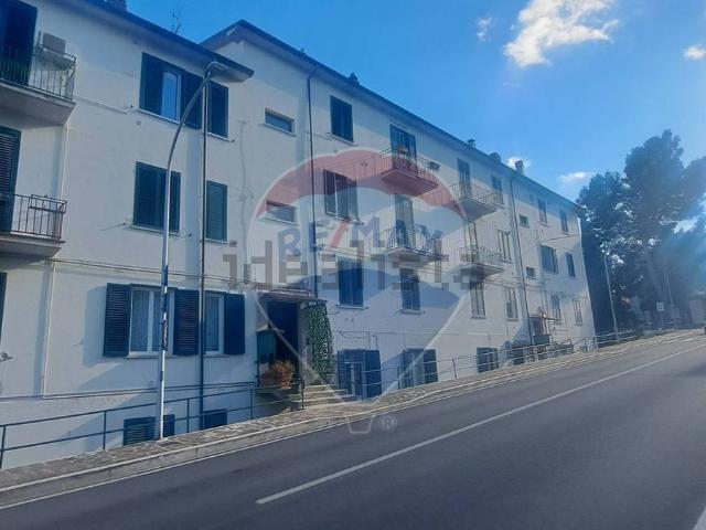 Appartamento in vendita di 90 m² in Via Frentana, 64