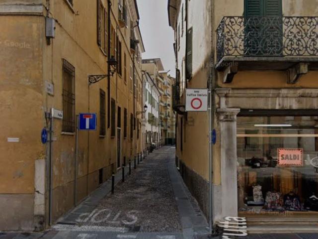 Appartamento in vendita di 90 m² in Via Frutta