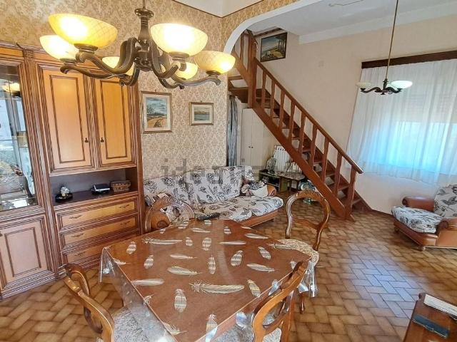 Appartamento in vendita di 90 m² in Via G. Matteotti
