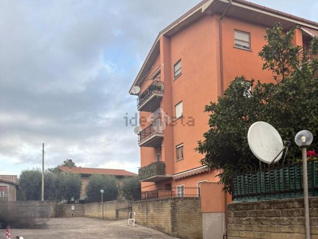 Appartamento in vendita di 90 m² in Via G. Mechelli, 32