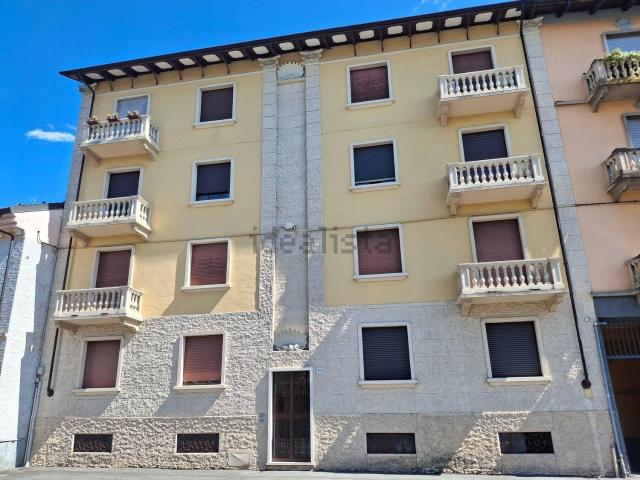 Appartamento in vendita di 90 m² in Via G. B. Gandino, 35