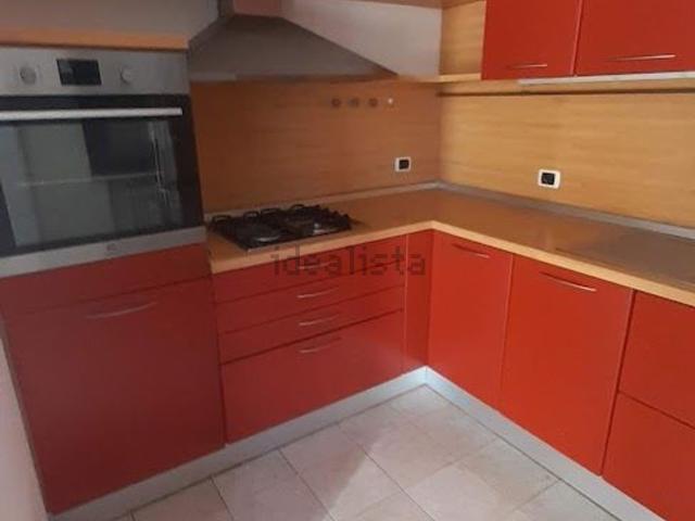 Appartamento in vendita di 90 m² in Via G. Leopardi, 18