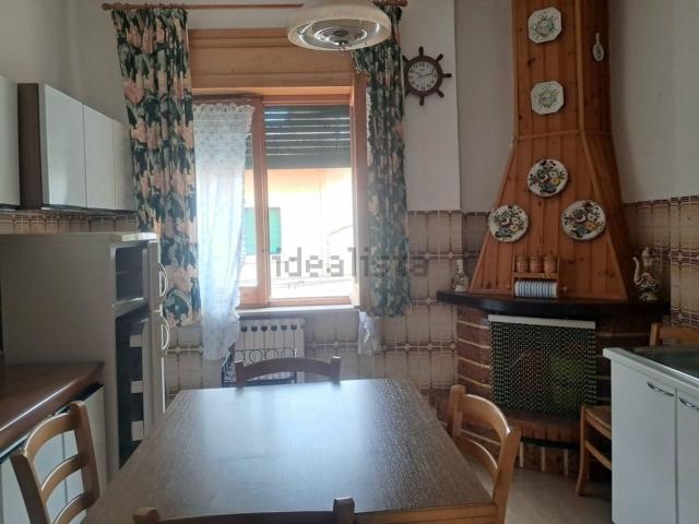 Appartamento in vendita di 90 m² in Via G. Rossa, 43