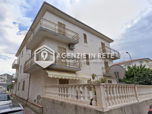 Appartamento in vendita di 90 m² in Via Gabriele D&apos Annunzio, 2