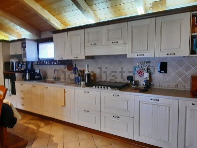 Appartamento in vendita di 90 m² in Via Giovanna Murari Brà