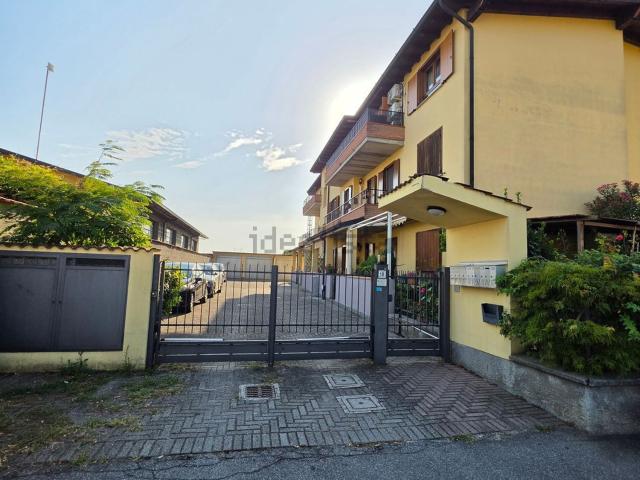 Appartamento in vendita di 90 m² in Via Giovanni Pascoli