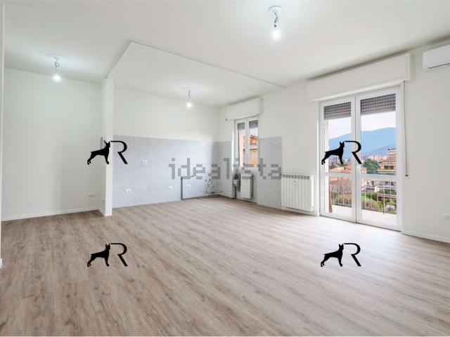 Appartamento in vendita di 90 m² in Via Giovanni Randaccio, 30