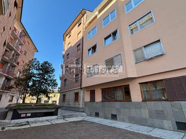 Appartamento in vendita di 90 m² in Via Giacomo Matteotti, 2