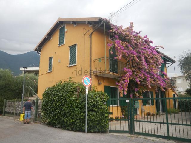 Appartamento in vendita di 90 m² in Via Giacomo Leopardi
