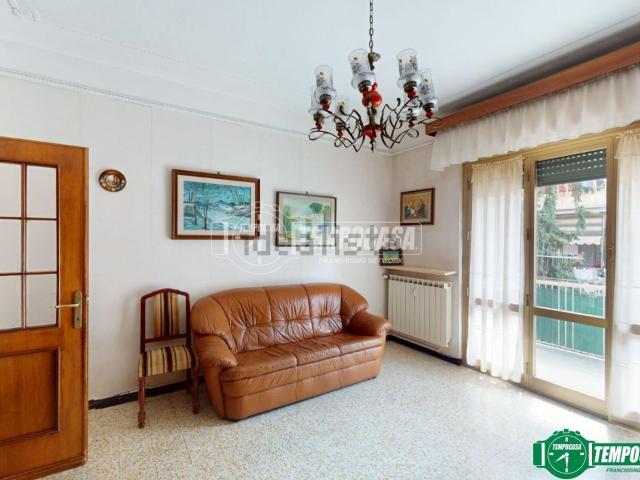 Appartamento in vendita di 90 m² in Via Giacomo Puccini, 18