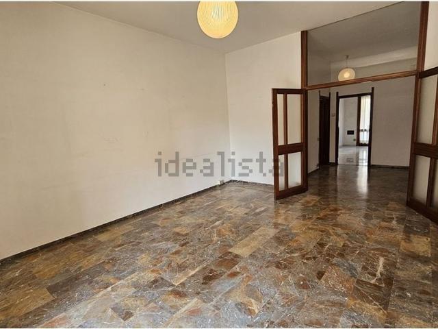 Appartamento in vendita di 90 m² in Via Giulio Masini