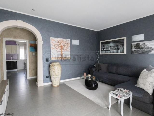 Appartamento in vendita di 90 m² in Via Giulio Pontedera, 14