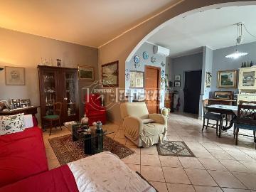 Appartamento in vendita di 90 m² in Via Giuseppe Ungaretti, 32