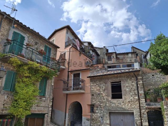 Appartamento in vendita di 90 m² in Via Giuseppe Verdi, 53