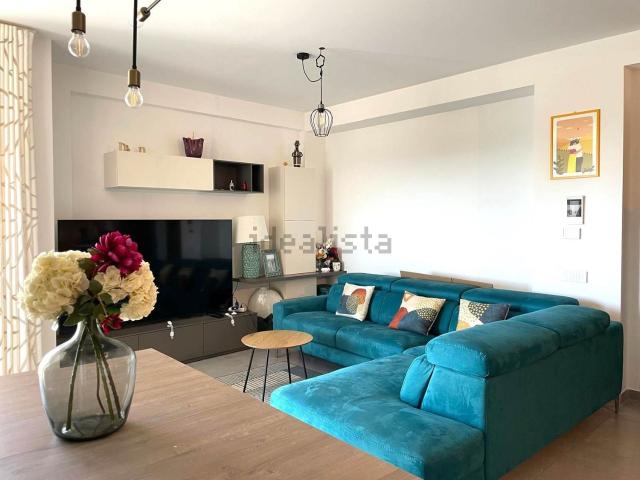 Appartamento in vendita di 90 m² in Via Giuseppe Verdi, 1