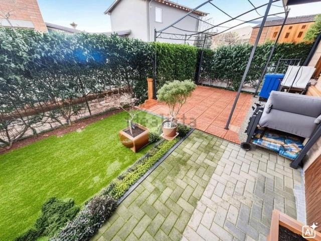 Appartamento in vendita di 90 m² in Via Giuseppe Cantoni, 2
