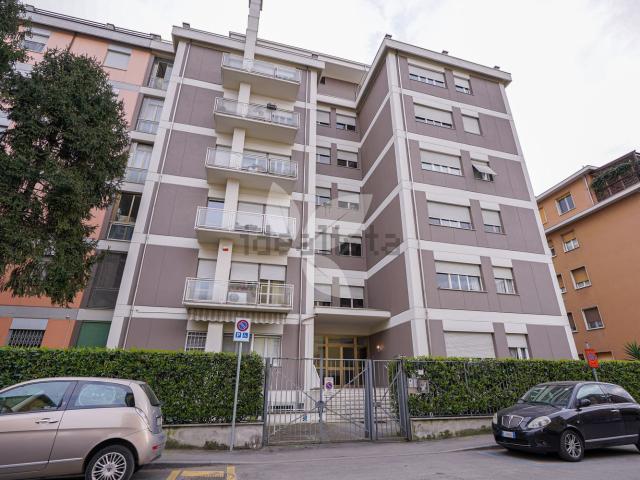 Appartamento in vendita di 90 m² in Via Giuseppe Cenni