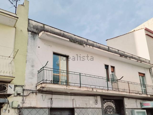 Appartamento in vendita di 90 m² in Via Giuseppe Cosenza