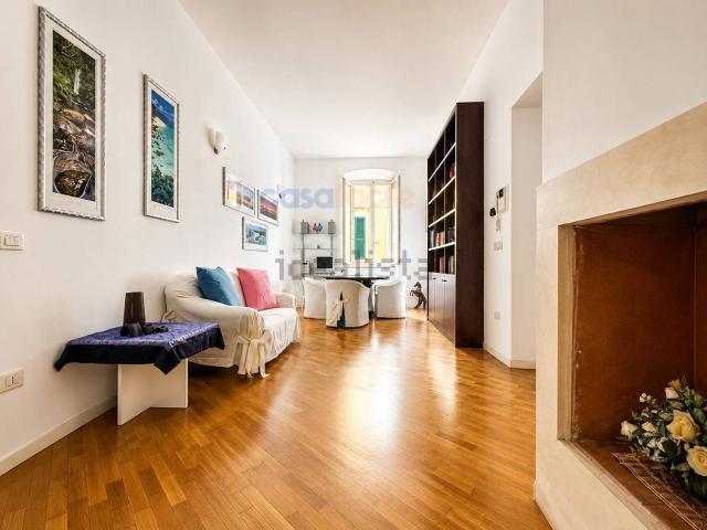 Appartamento in vendita di 90 m² in Via Giuseppe Garibaldi, 101