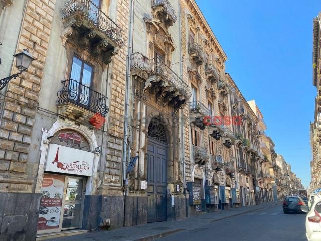 Appartamento in vendita di 90 m² in Via Giuseppe Garibaldi, 117