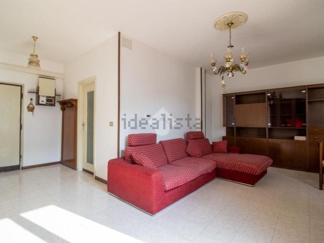 Appartamento in vendita di 90 m² in Via Giuseppe Garibaldi